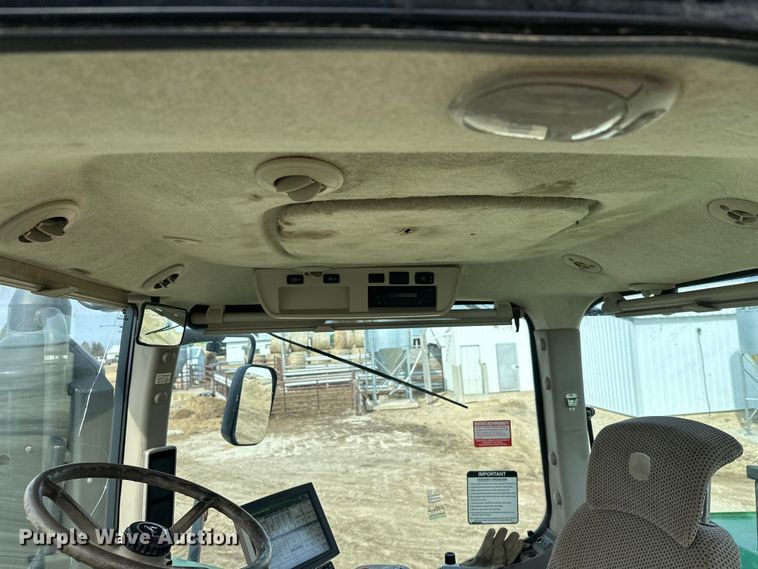 image for item FK1777 2015 John Deere 9570R Scraper Special 4WD tractor