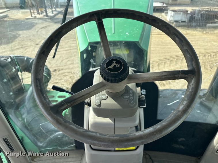 image for item FK1777 2015 John Deere 9570R Scraper Special 4WD tractor