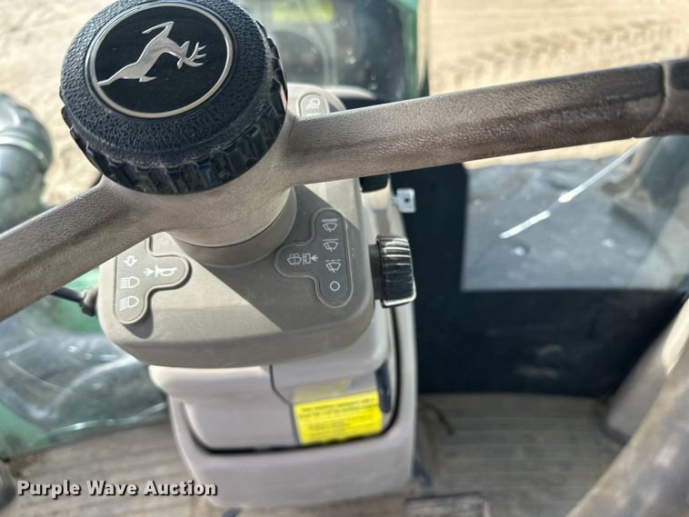 image for item FK1777 2015 John Deere 9570R Scraper Special 4WD tractor