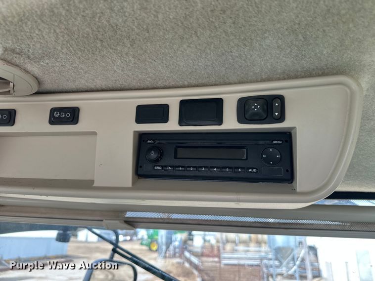 image for item FK1777 2015 John Deere 9570R Scraper Special 4WD tractor