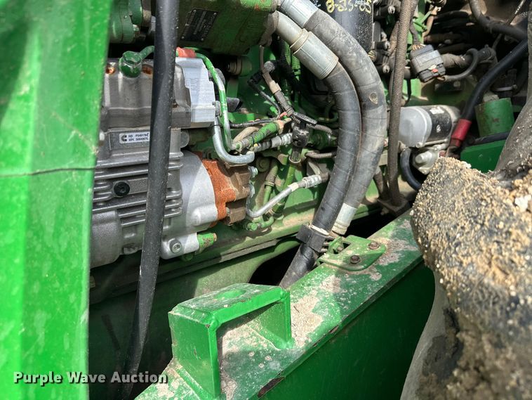 image for item FK1777 2015 John Deere 9570R Scraper Special 4WD tractor