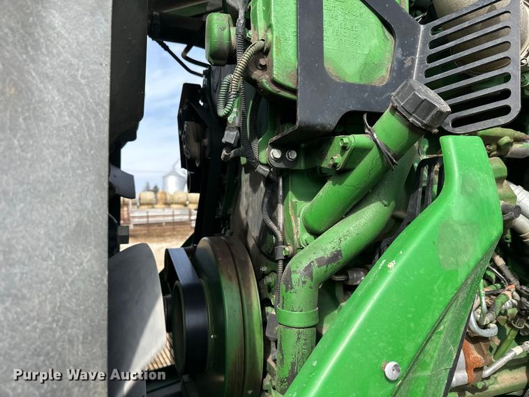 image for item FK1777 2015 John Deere 9570R Scraper Special 4WD tractor