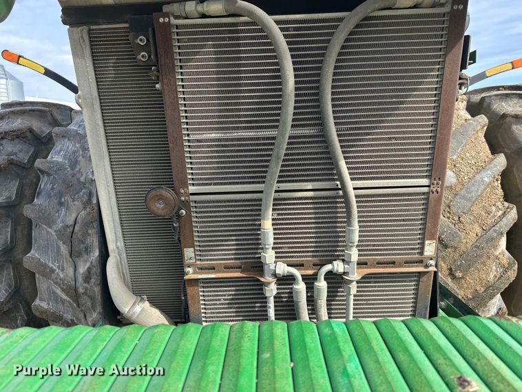 image for item FK1777 2015 John Deere 9570R Scraper Special 4WD tractor