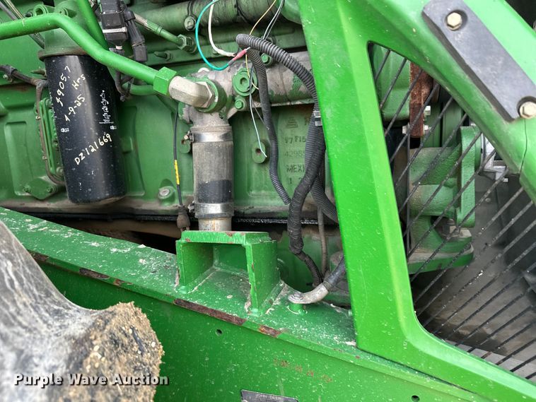 image for item FK1777 2015 John Deere 9570R Scraper Special 4WD tractor