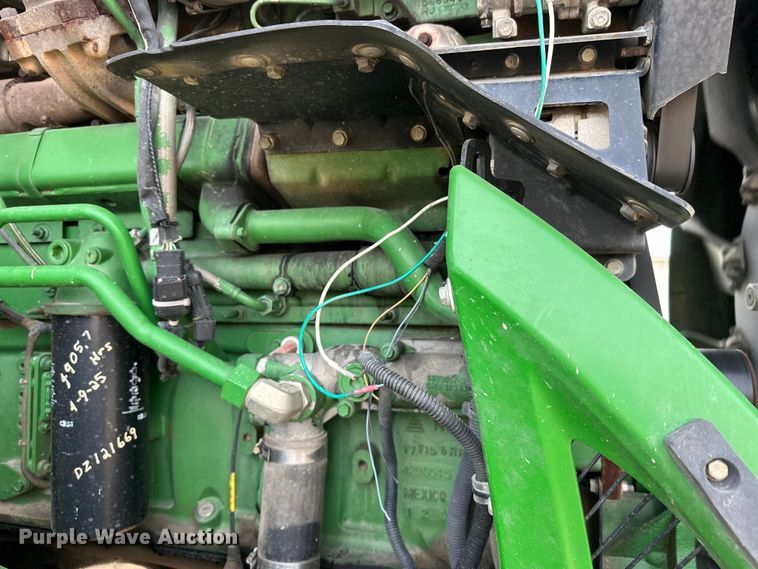 image for item FK1777 2015 John Deere 9570R Scraper Special 4WD tractor