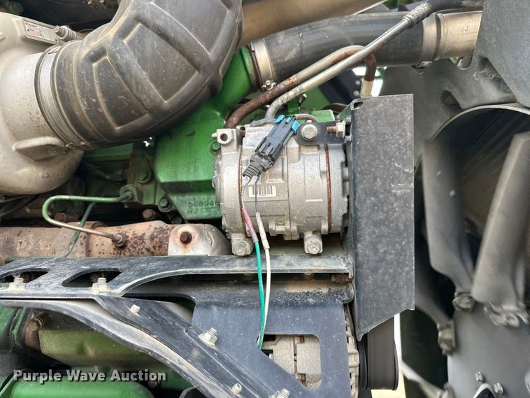 image for item FK1777 2015 John Deere 9570R Scraper Special 4WD tractor