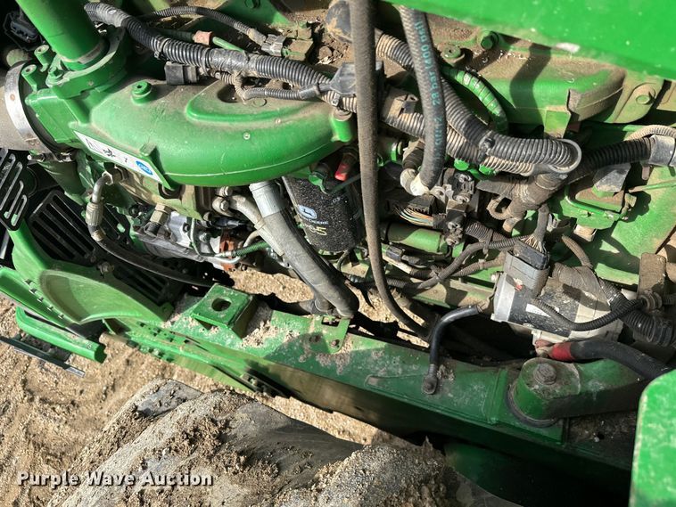 image for item FK1777 2015 John Deere 9570R Scraper Special 4WD tractor
