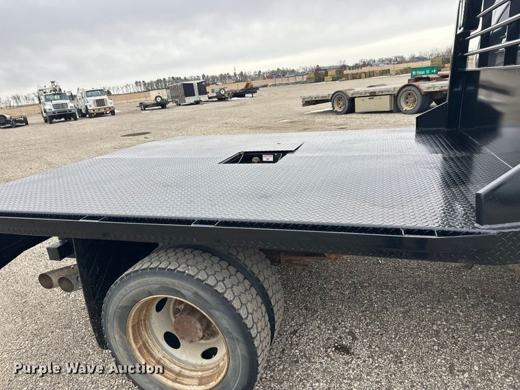 image for item FK1780 2014 Ford F450 Super Duty Crew Cab flatbed truck