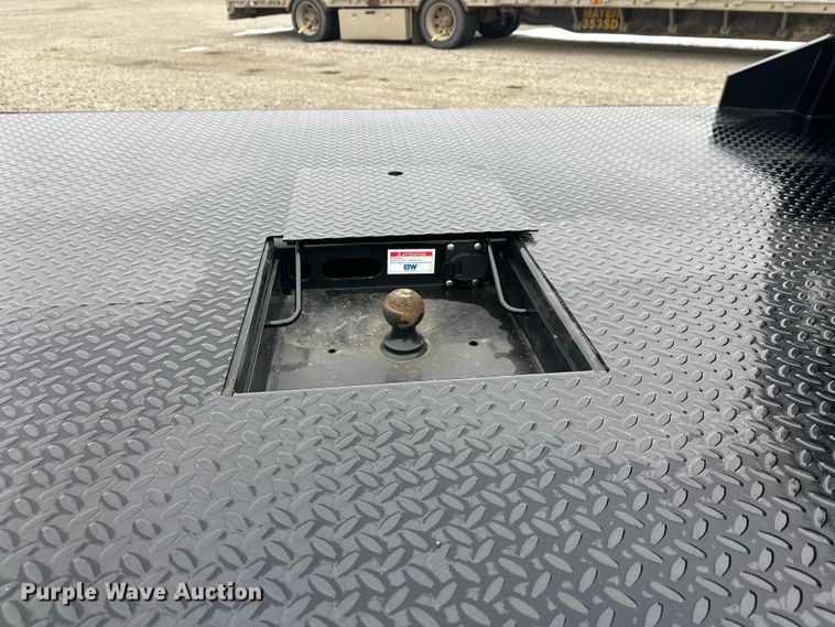 image for item FK1780 2014 Ford F450 Super Duty Crew Cab flatbed truck