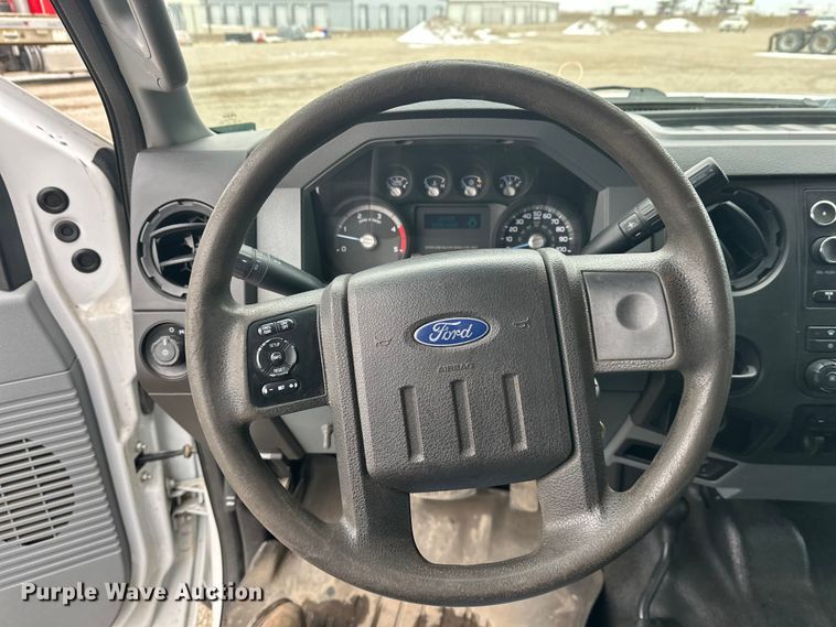 image for item FK1780 2014 Ford F450 Super Duty Crew Cab flatbed truck