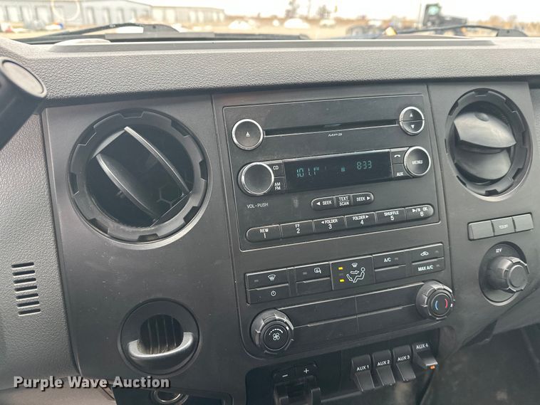 image for item FK1780 2014 Ford F450 Super Duty Crew Cab flatbed truck