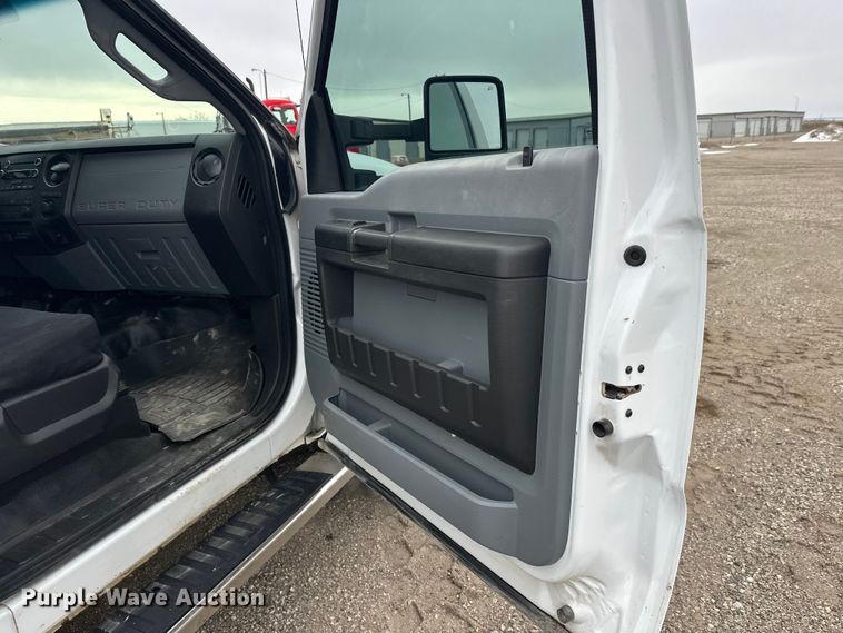 image for item FK1780 2014 Ford F450 Super Duty Crew Cab flatbed truck