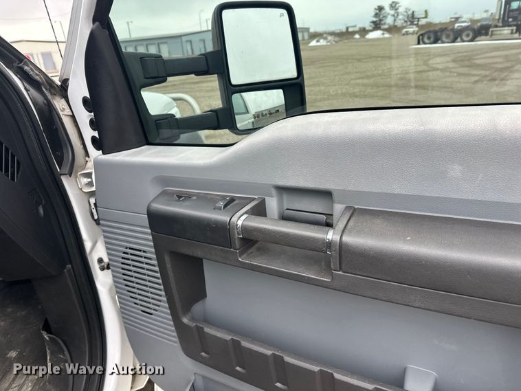 image for item FK1780 2014 Ford F450 Super Duty Crew Cab flatbed truck