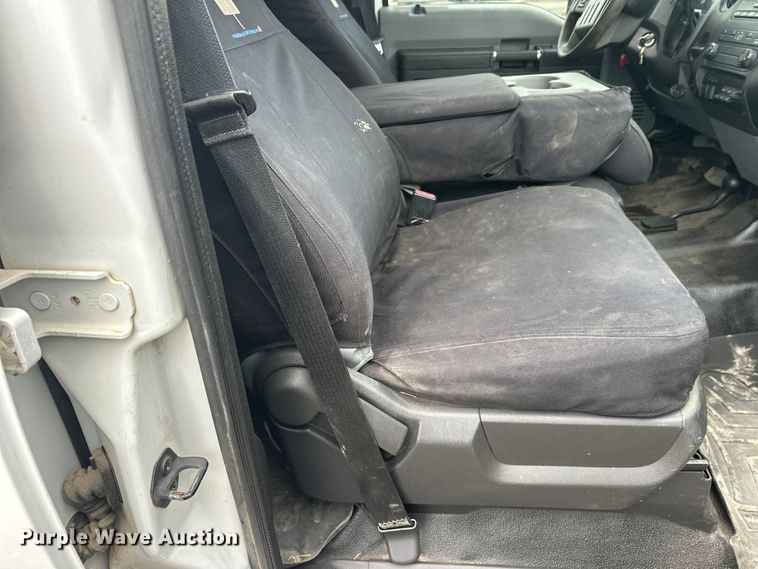 image for item FK1780 2014 Ford F450 Super Duty Crew Cab flatbed truck