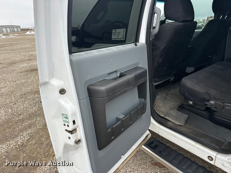 image for item FK1780 2014 Ford F450 Super Duty Crew Cab flatbed truck