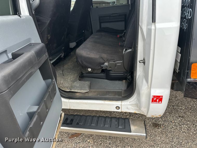 image for item FK1780 2014 Ford F450 Super Duty Crew Cab flatbed truck