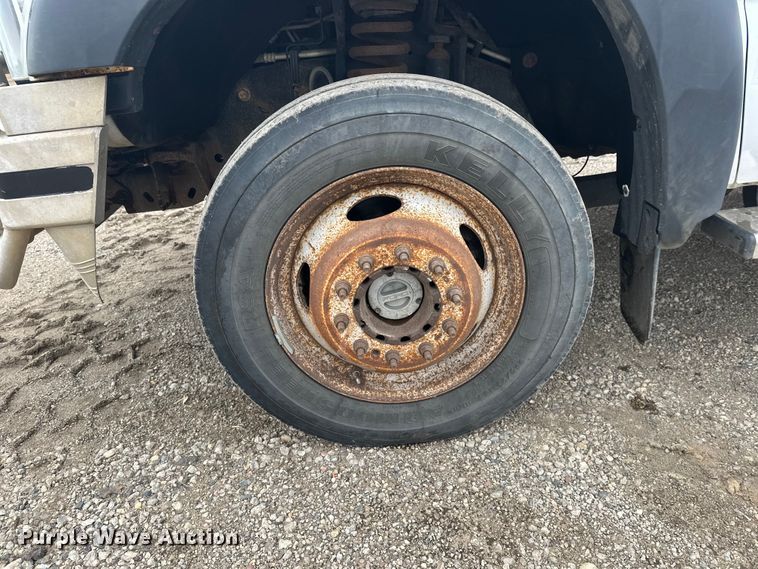 image for item FK1780 2014 Ford F450 Super Duty Crew Cab flatbed truck