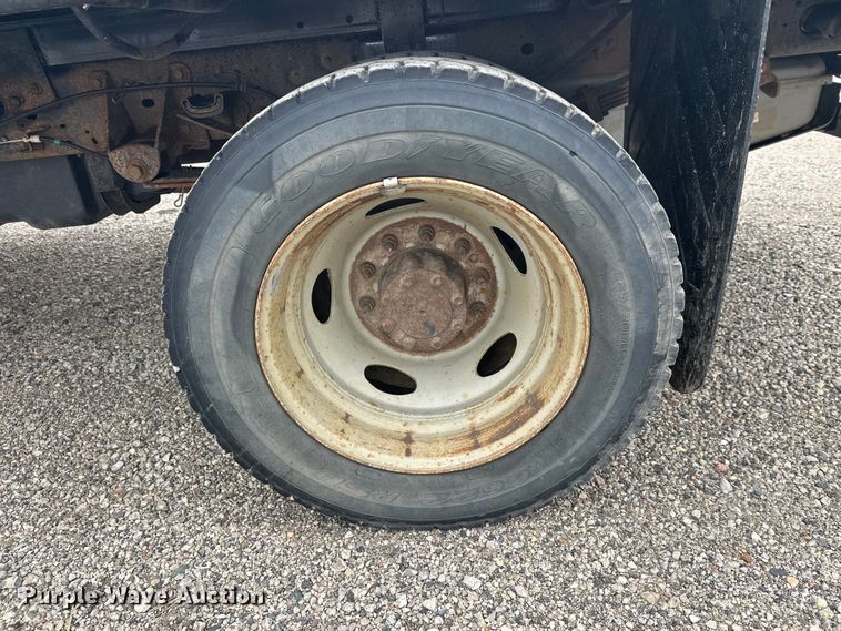 image for item FK1780 2014 Ford F450 Super Duty Crew Cab flatbed truck