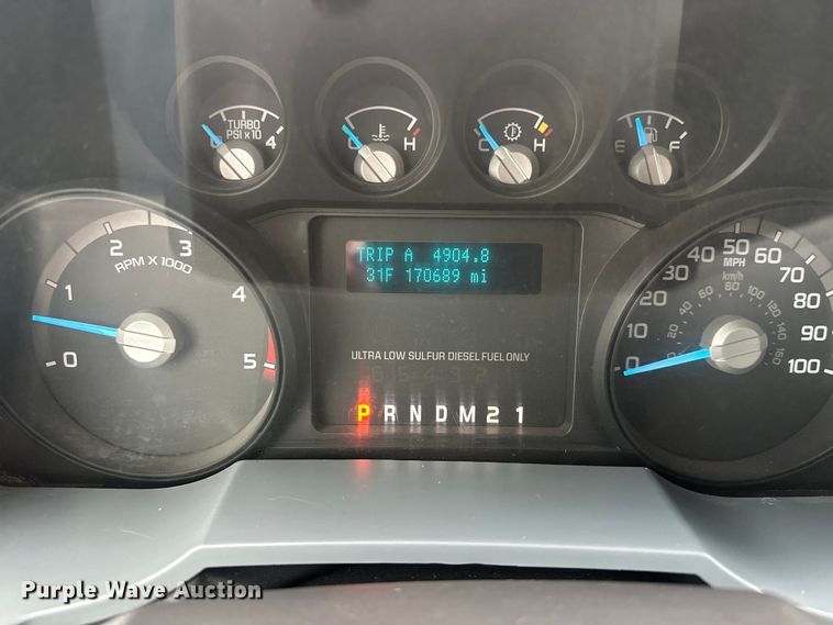 image for item FK1780 2014 Ford F450 Super Duty Crew Cab flatbed truck