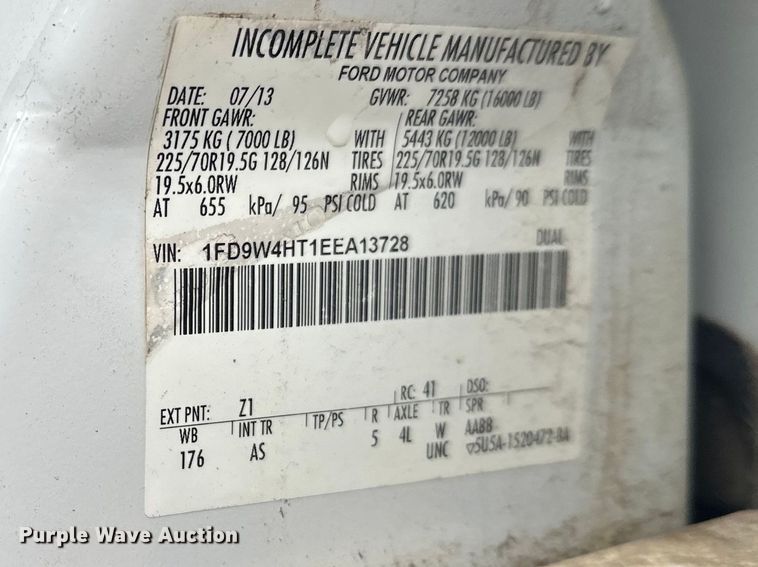 image for item FK1780 2014 Ford F450 Super Duty Crew Cab flatbed truck