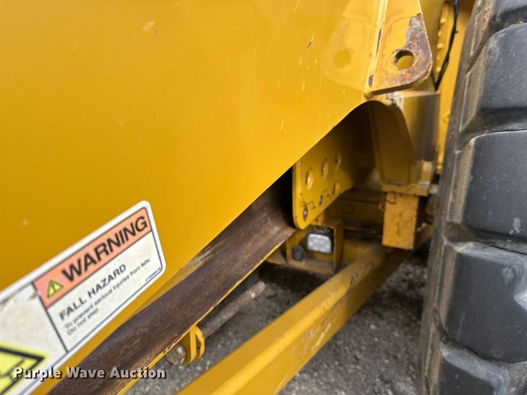 image for item FK1781 2016 K-Tec 1233 scraper