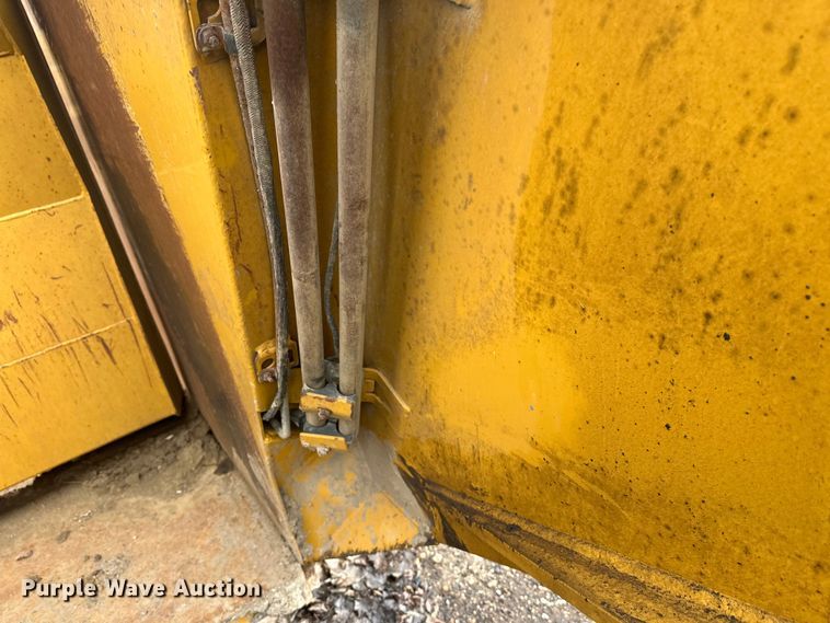 image for item FK1781 2016 K-Tec 1233 scraper