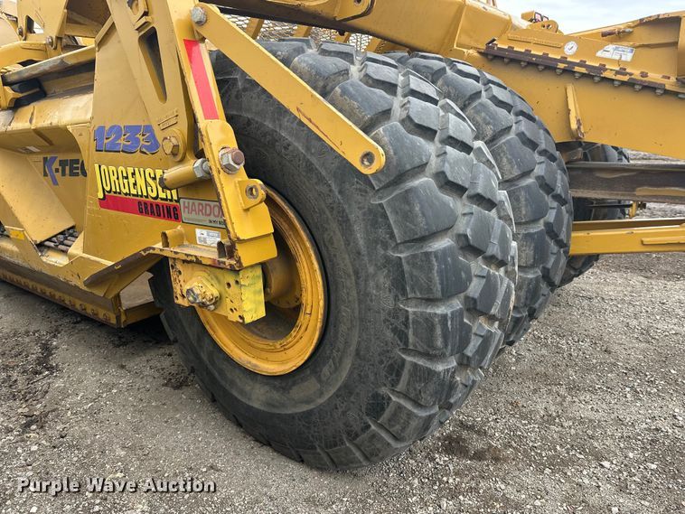 image for item FK1781 2016 K-Tec 1233 scraper