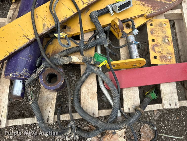 image for item FK1781 2016 K-Tec 1233 scraper