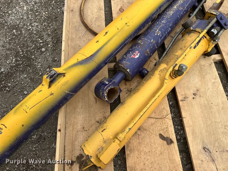 image for item FK1781 2016 K-Tec 1233 scraper