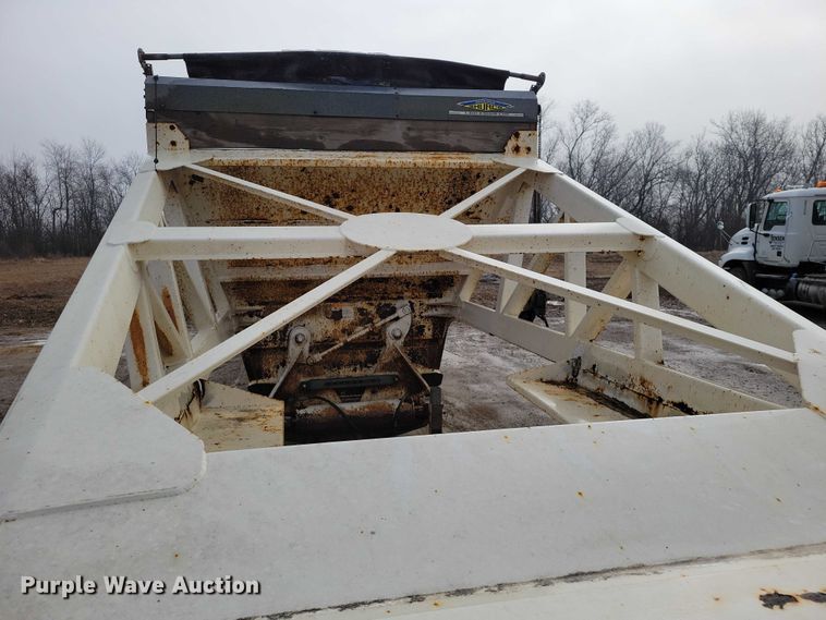 image for item NK9850 2012 Manac LBD42 bottom dump trailer