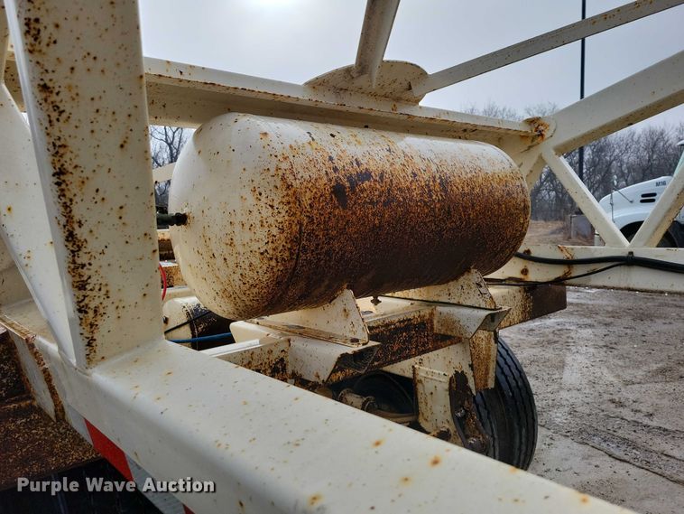 image for item NK9850 2012 Manac LBD42 bottom dump trailer