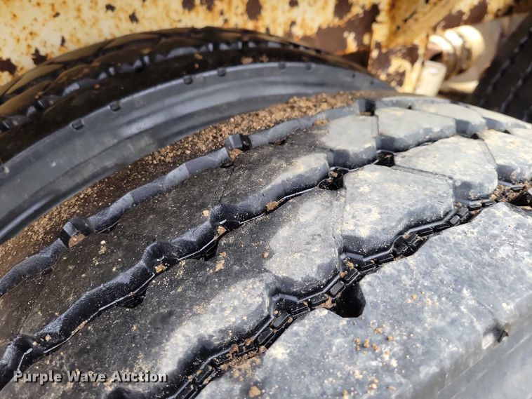 image for item NK9850 2012 Manac LBD42 bottom dump trailer