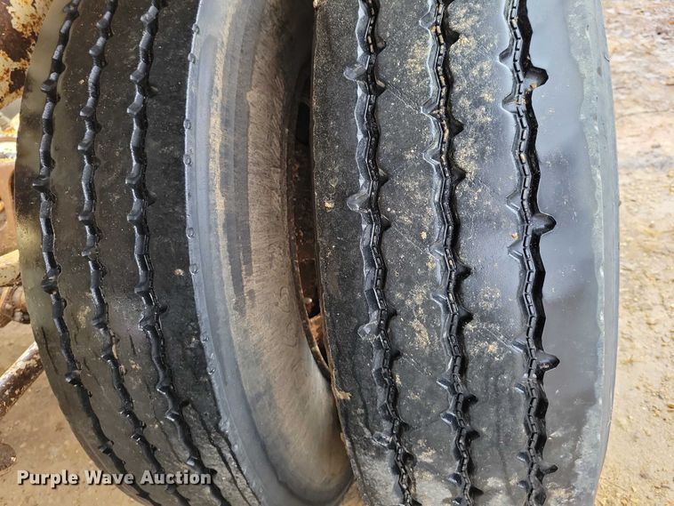 image for item NK9850 2012 Manac LBD42 bottom dump trailer