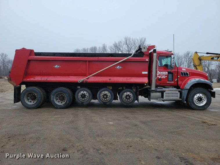 image for item NK9851 2017 Mack Granite GU713 dump truck