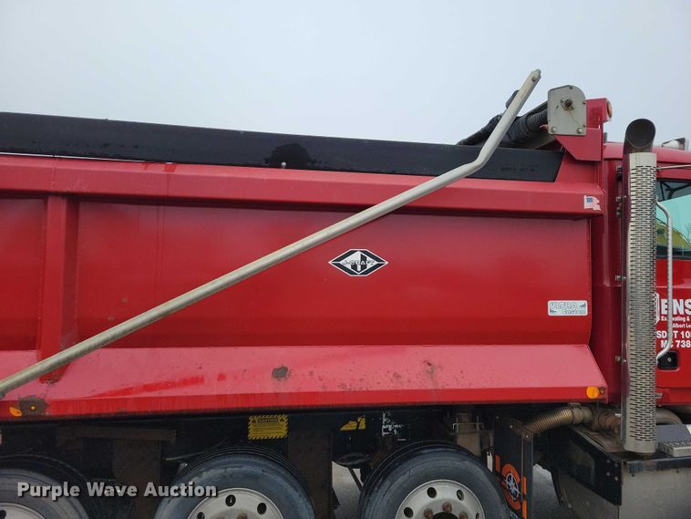 image for item NK9851 2017 Mack Granite GU713 dump truck