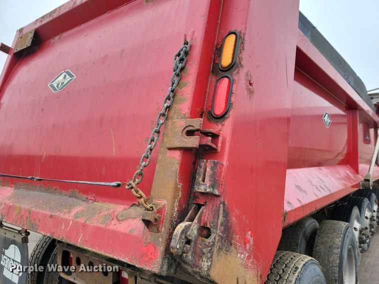 image for item NK9851 2017 Mack Granite GU713 dump truck