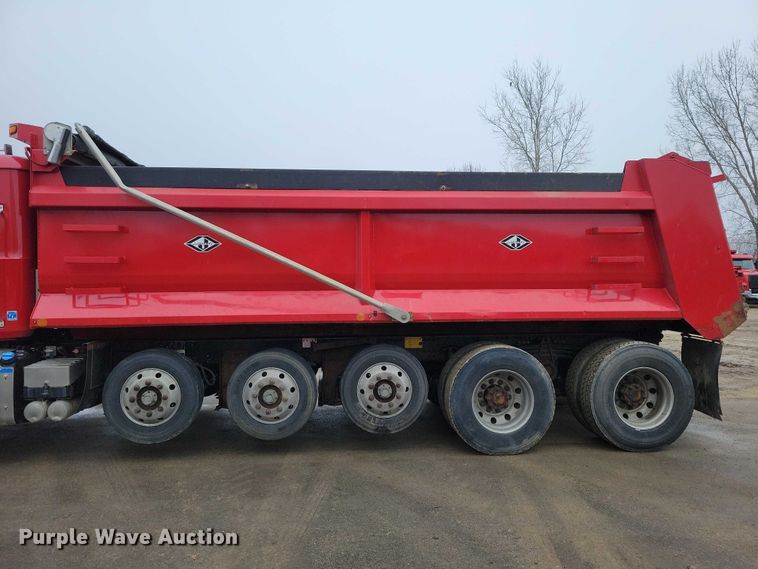 image for item NK9851 2017 Mack Granite GU713 dump truck