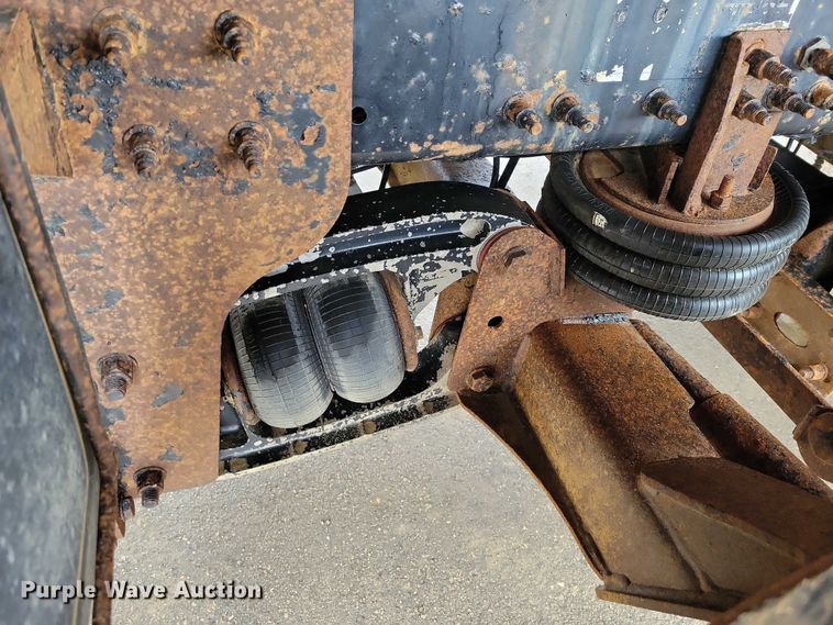 image for item NK9851 2017 Mack Granite GU713 dump truck