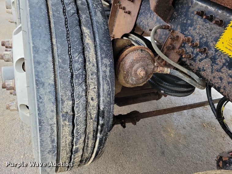 image for item NK9851 2017 Mack Granite GU713 dump truck