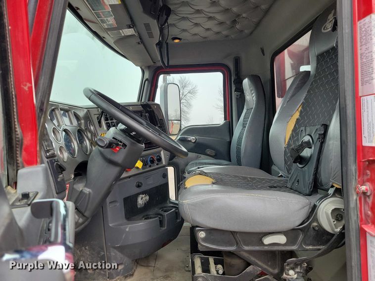 image for item NK9851 2017 Mack Granite GU713 dump truck