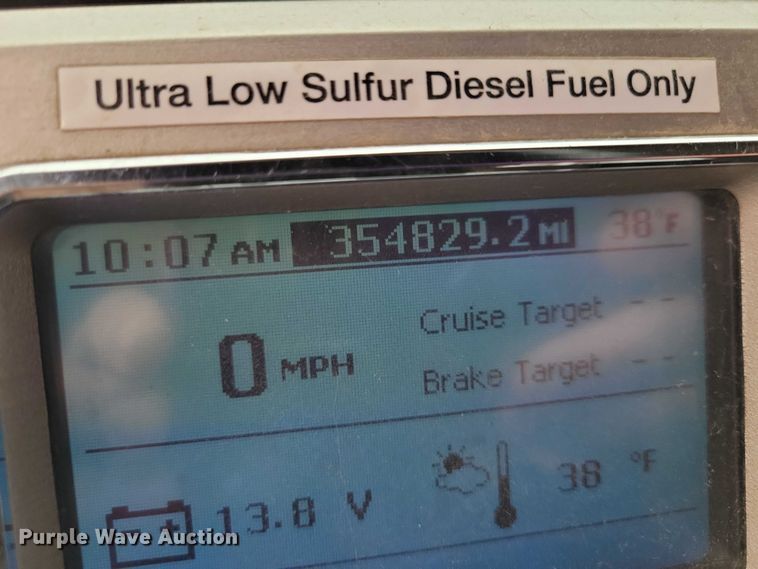 image for item NK9851 2017 Mack Granite GU713 dump truck