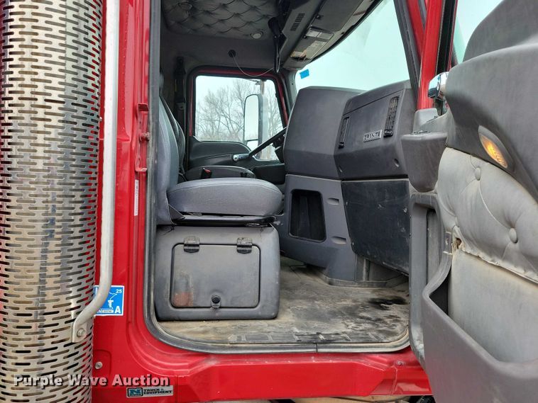 image for item NK9851 2017 Mack Granite GU713 dump truck