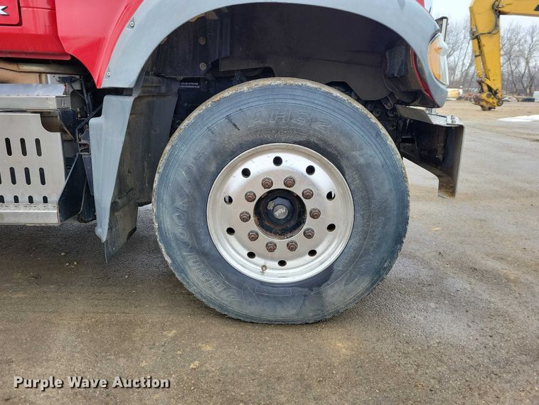 image for item NK9851 2017 Mack Granite GU713 dump truck