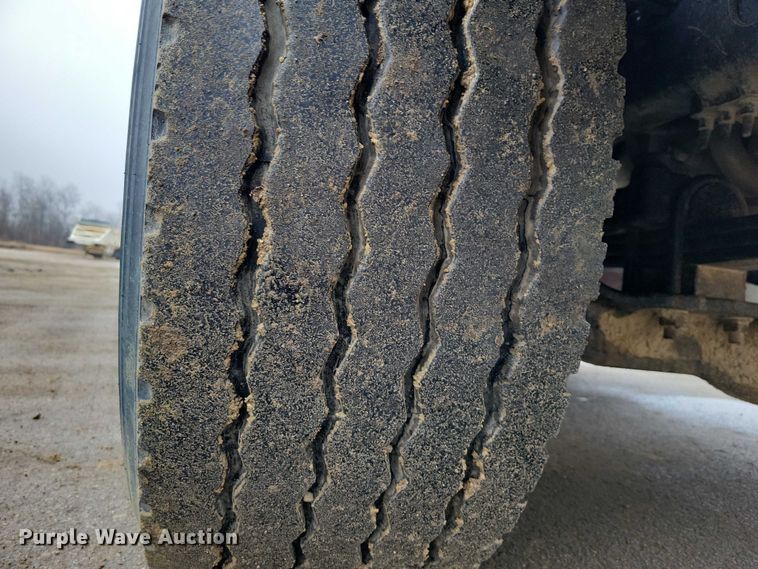 image for item NK9851 2017 Mack Granite GU713 dump truck