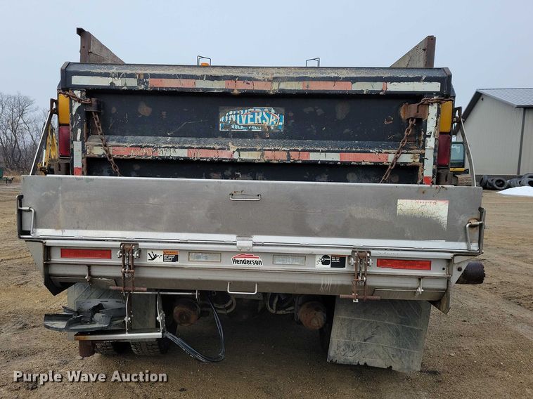 image for item NK9852 2006 International 7600 dump truck