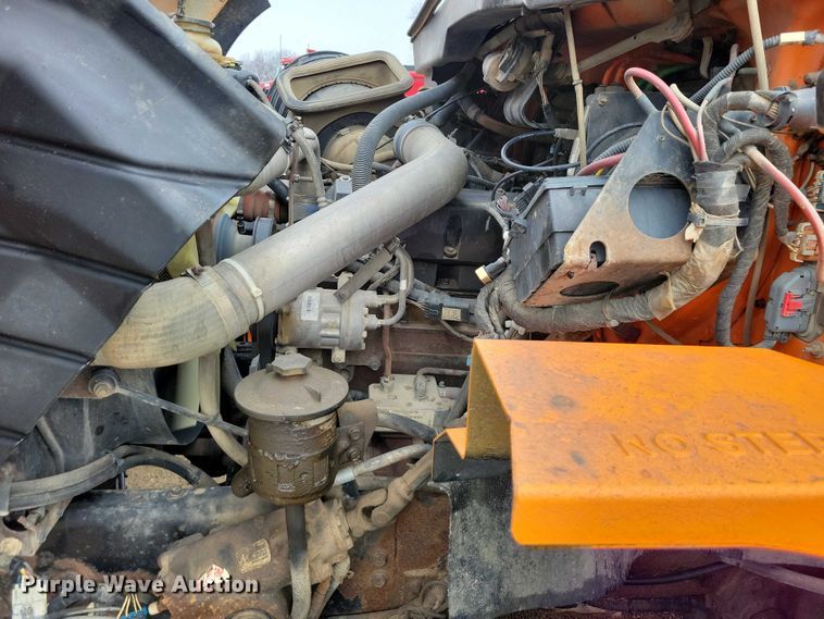 image for item NK9852 2006 International 7600 dump truck