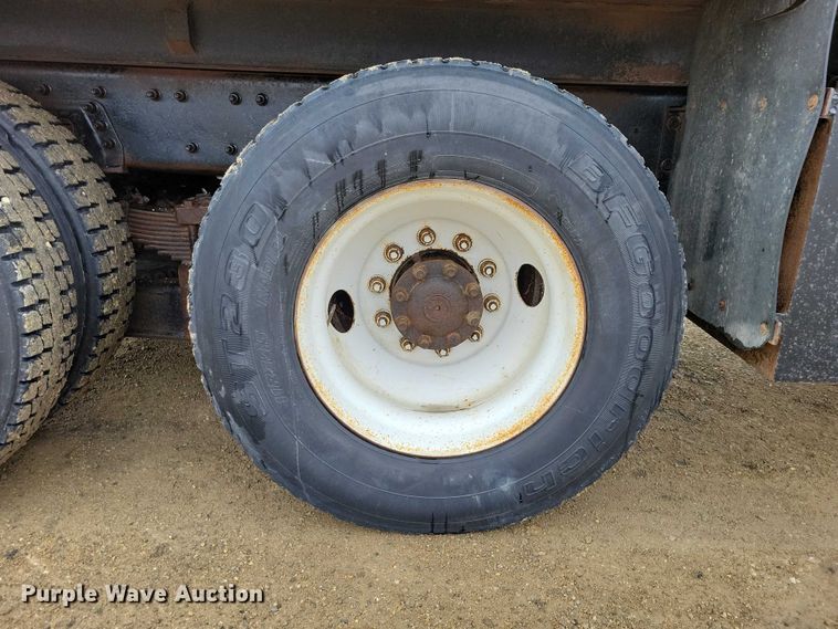 image for item NK9852 2006 International 7600 dump truck