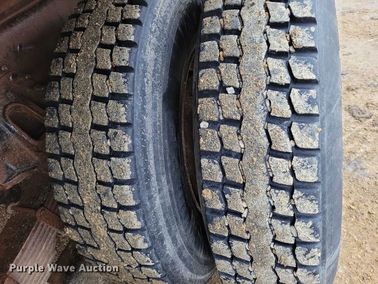 image for item NK9852 2006 International 7600 dump truck