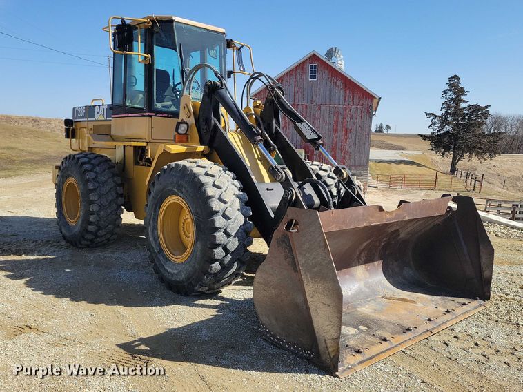 image for item NK9864 1996 Caterpillar IT28F wheel loader