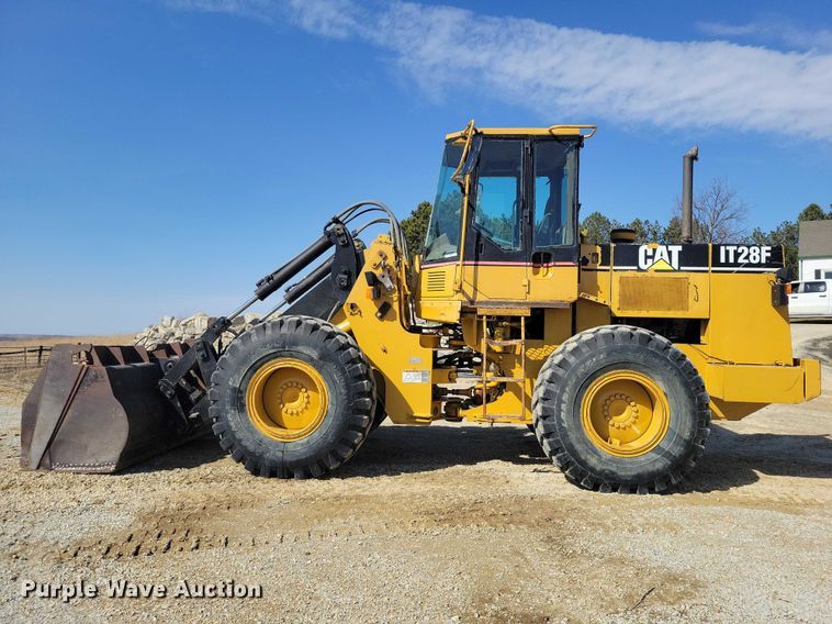 image for item NK9864 1996 Caterpillar IT28F wheel loader
